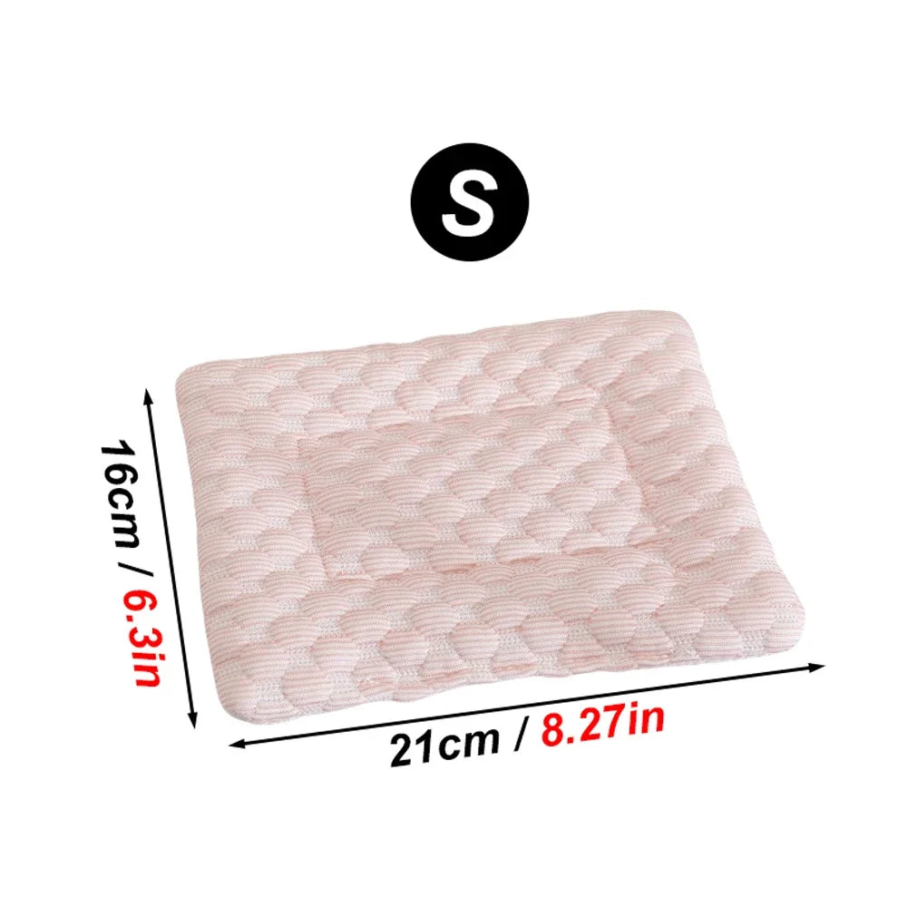 1 PC Summer Cooling Pet Mat Soft Breathable Self-Cooling Blanket Mat for Small Animal Hamster Guinea Pigs Chinchillas Rat Rabbit CB DROPSHIPPING