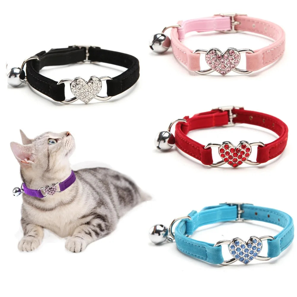 Soft Comfortable Plush Cat Collar Faux Diamond Heart Elastic Rubber Design with Bell Breakaway Safety Essential Pet Accessary CB DROPSHIPPING