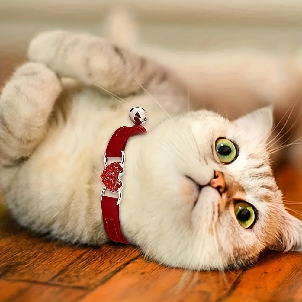 Soft Comfortable Plush Cat Collar Faux Diamond Heart Elastic Rubber Design with Bell Breakaway Safety Essential Pet Accessary CB DROPSHIPPING