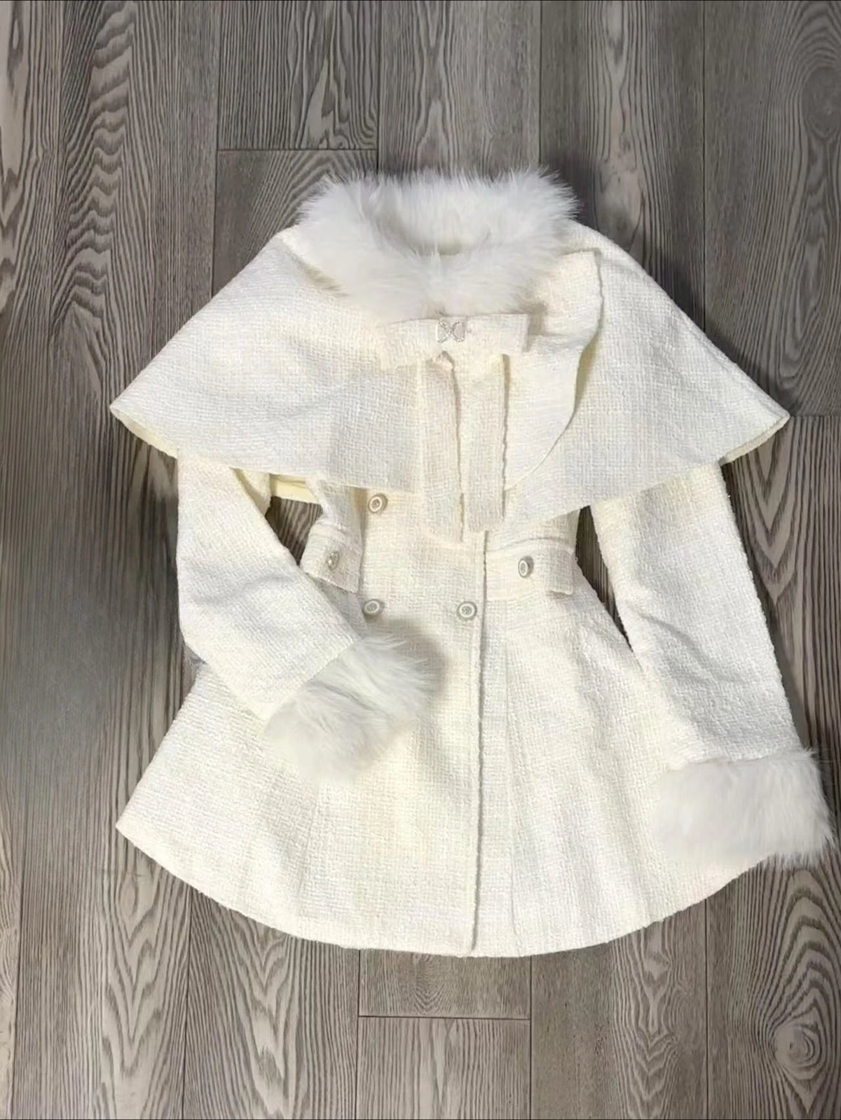 Japanese Kawaii Coat Cloak Faux Fur Collar Long Sleeve Tops Women Casual Lolita Bow Button Jackets Warm Sweet Women Clothing