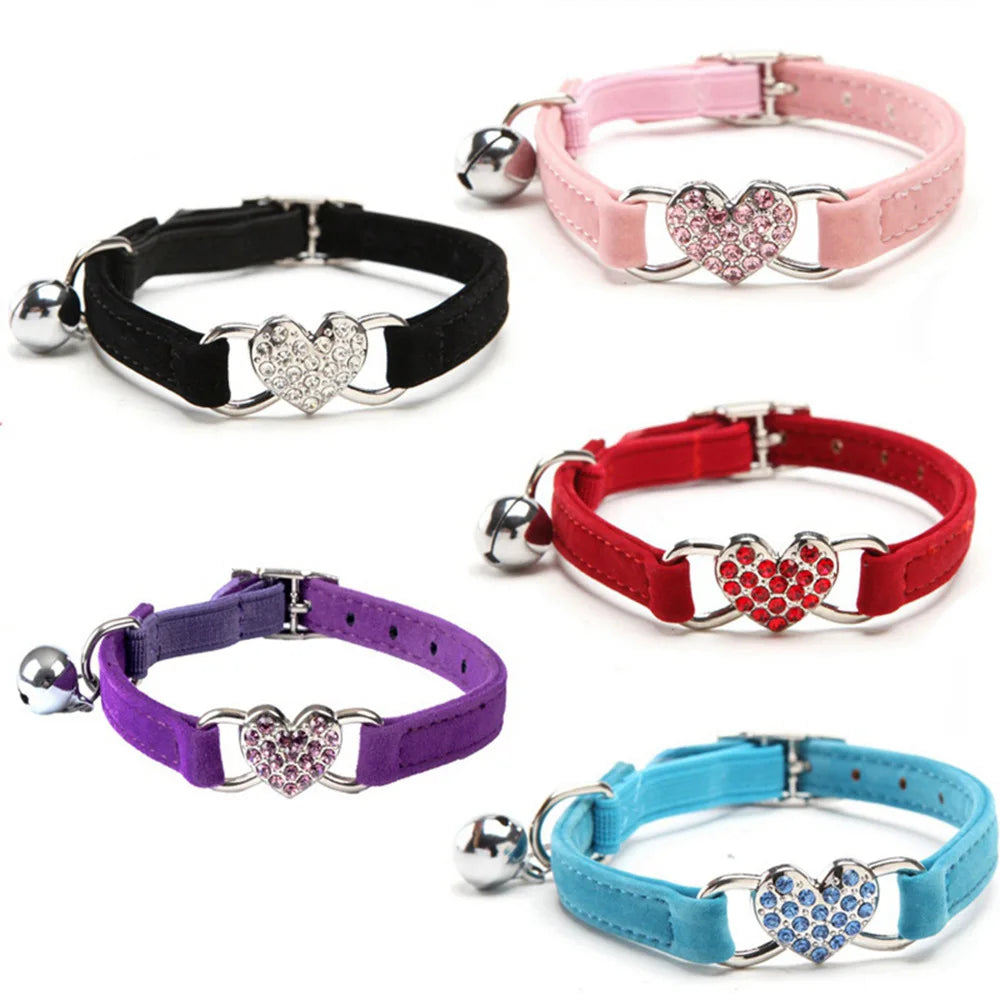 Soft Comfortable Plush Cat Collar Faux Diamond Heart Elastic Rubber Design with Bell Breakaway Safety Essential Pet Accessary CB DROPSHIPPING