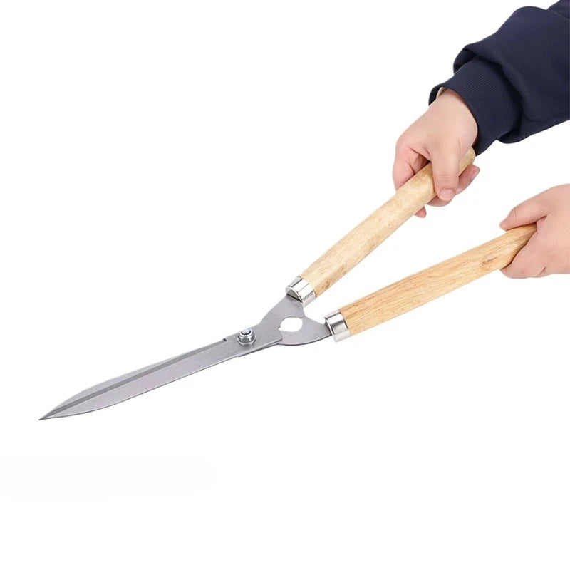 Garden scissors, hedge cutting, green lawn trimming, pruning, flower cutting, tree branches, , retractable large scissors