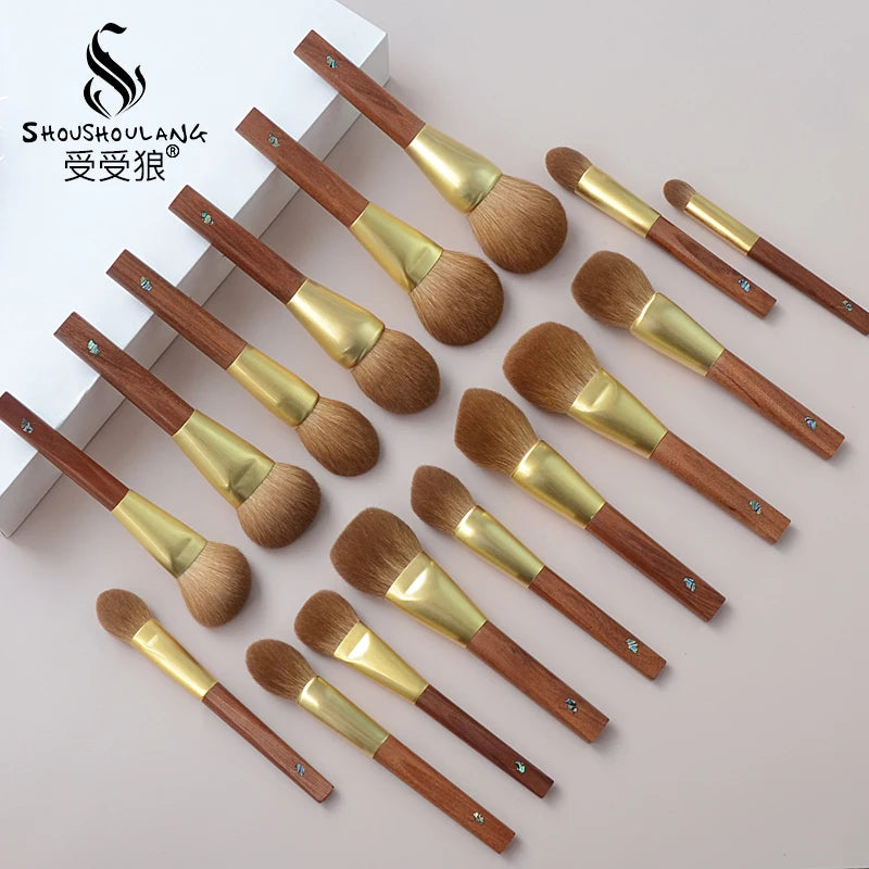 Soft Saibikoho Goat Hair Makeup Brush 1PC Shoushoulang High-end Hand Crafted Blush Contour Brush Rosewood Handle Makeup Brush