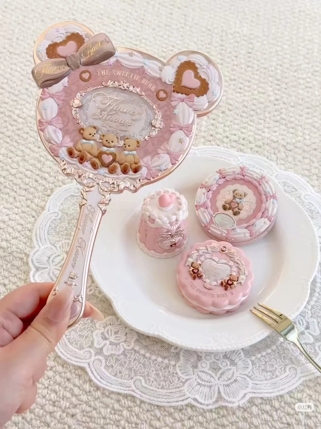 Flower Knows Sweet Bear Series Handheld Makeup Mirror - Creamy Pink