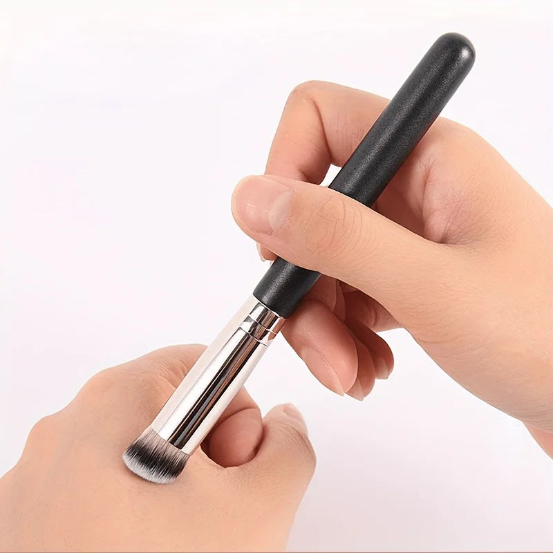 1pc Concealer Brush, Premium Nose Contour Kabuki Blusher Brushes, Flawless Under Eye Dense Face Makeup Brush for Blending Liquid CB DROPSHIPPING