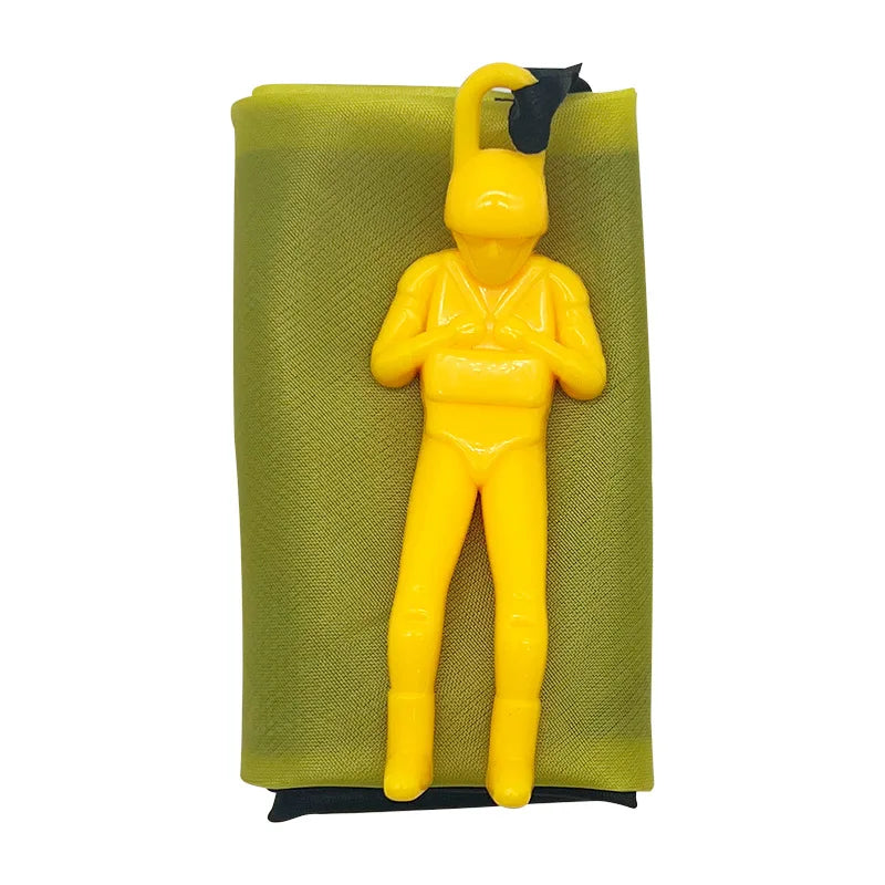 1pcs Hand Throwing Parachute Outdoor Funny Toys Game Play Toys for gift Parachute Sport with Mini Soldier Toys