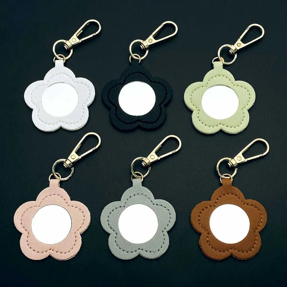 Simple Leather Hanging Keyring Small Mirror Key Chain Ring Bag Pendant for Gift Car Packet Keychain Cute Makeup Flower Shaped