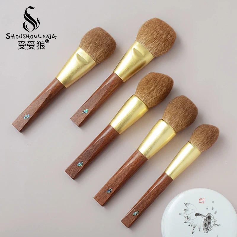 Soft Saibikoho Goat Hair Makeup Brush 1PC Shoushoulang High-end Hand Crafted Blush Contour Brush Rosewood Handle Makeup Brush