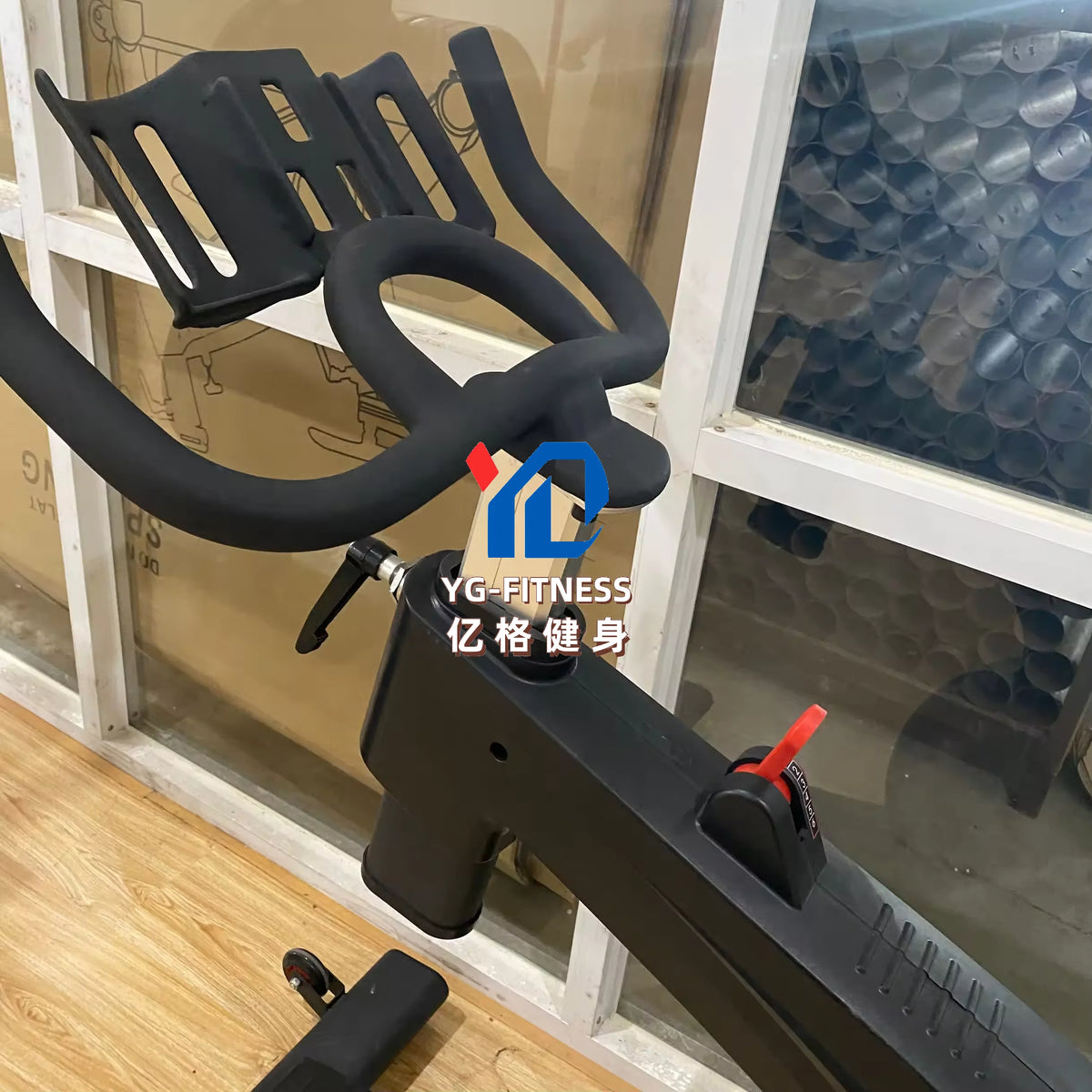 FITNESS  Adjustable Multi-Function Home Spin Bike Sport Bike Spinning Bike for Club CB DROPSHIPPING