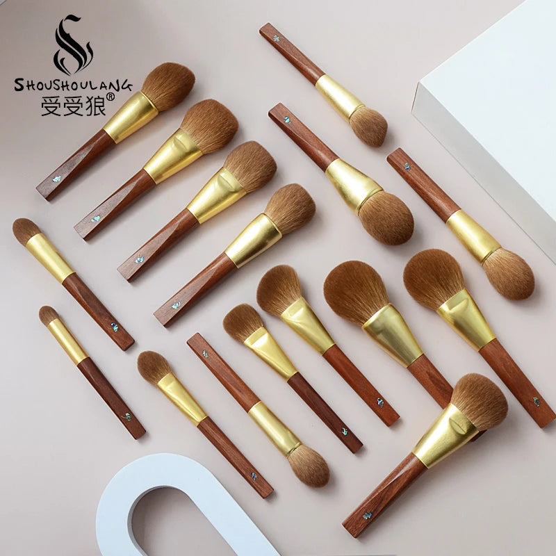 Soft Saibikoho Goat Hair Makeup Brush 1PC Shoushoulang High-end Hand Crafted Blush Contour Brush Rosewood Handle Makeup Brush